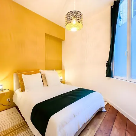 Climatises En Hyper Centre * Бордо